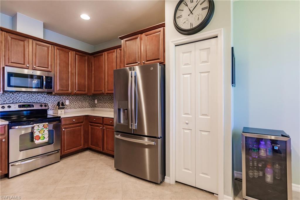 ASHTON OAKS - Residential