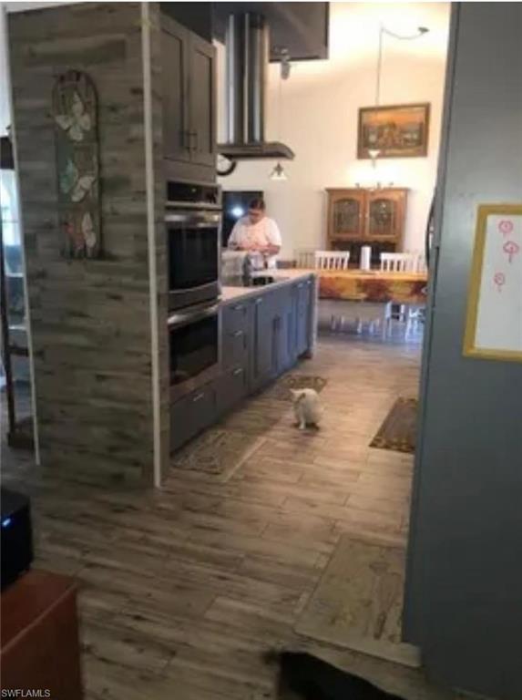 MIRROR LAKES - Residential