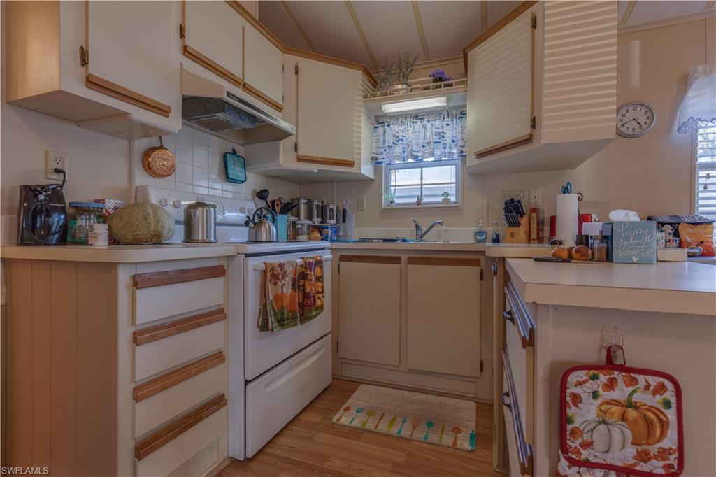 IMPERIAL WILDERNESS - Residential