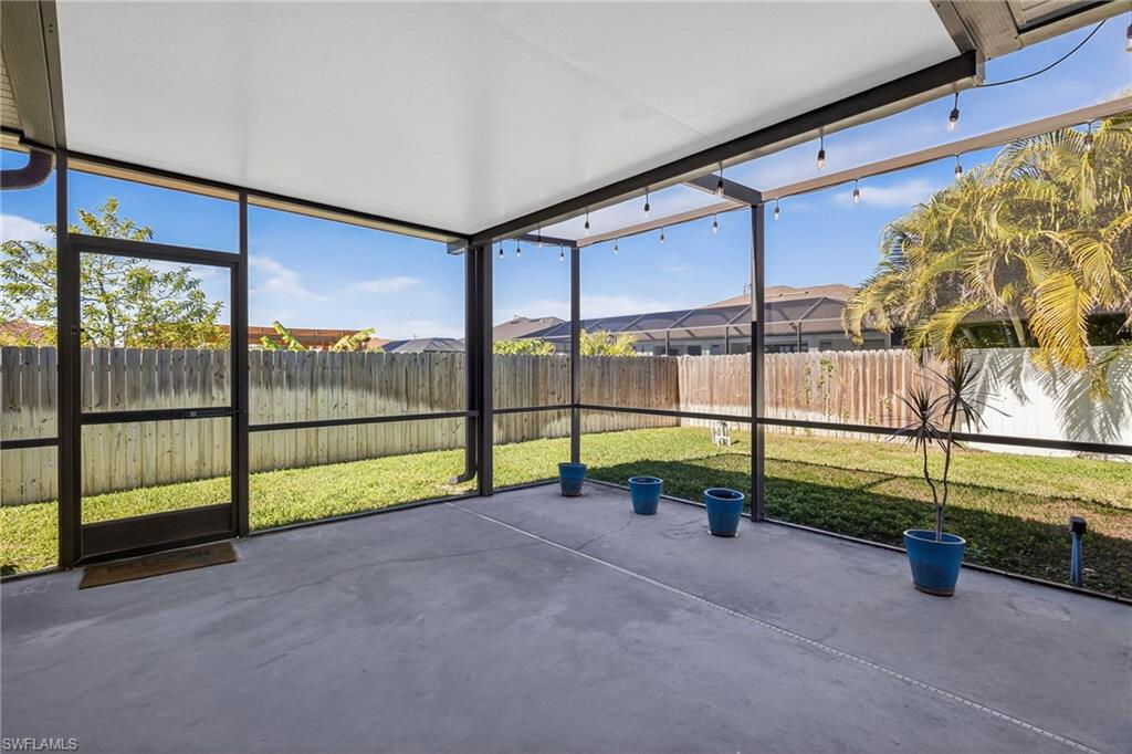 CAPE CORAL - Residential