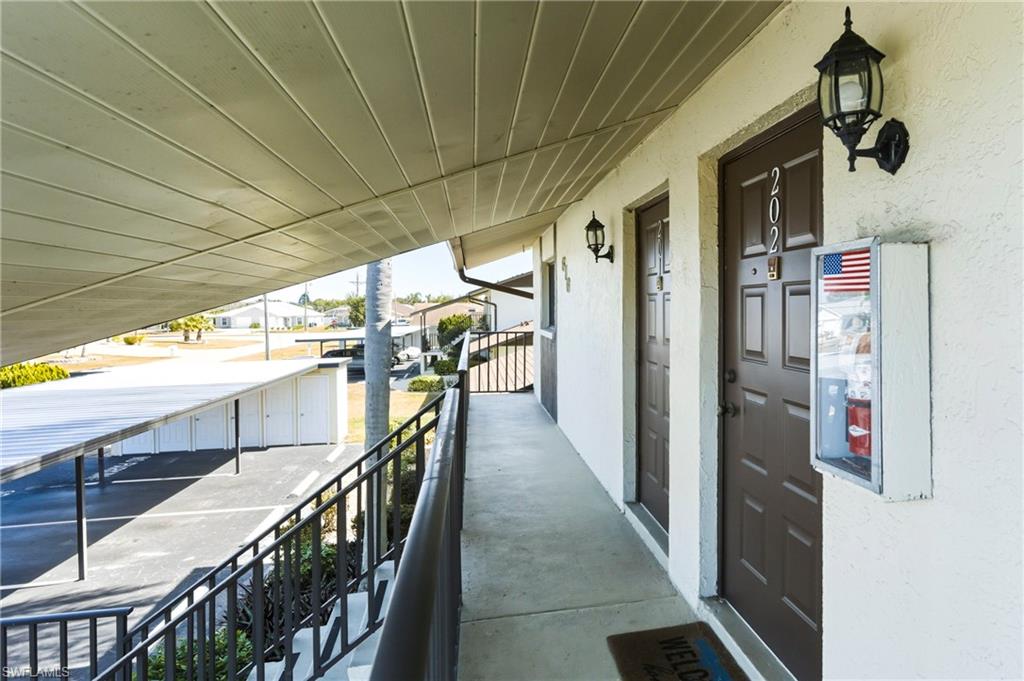 WATERS EDGE OF CAPE CORAL CONDOMINIUM - Residential