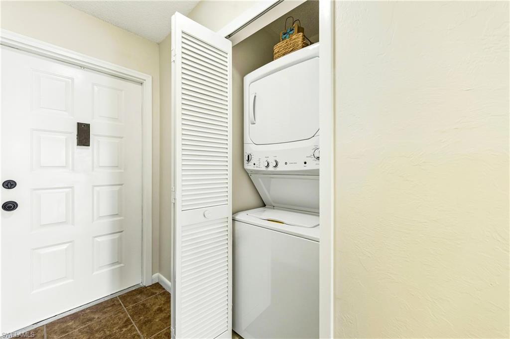 WATERS EDGE OF CAPE CORAL CONDOMINIUM - Residential