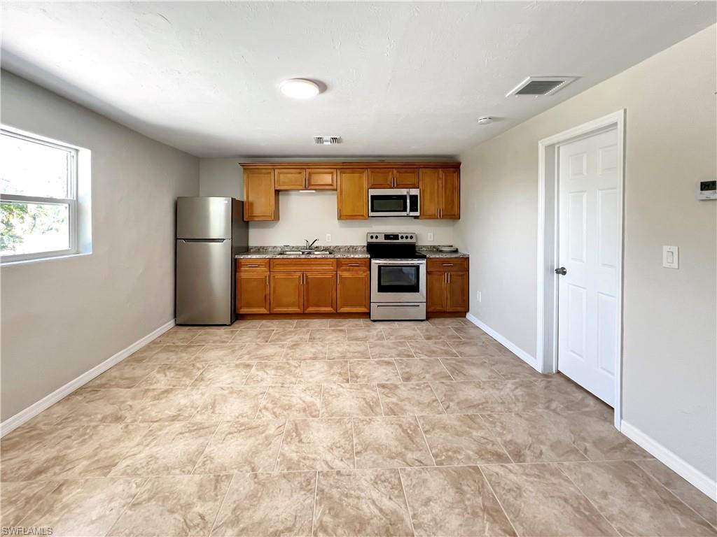 PINE ISLAND - Residential Lease