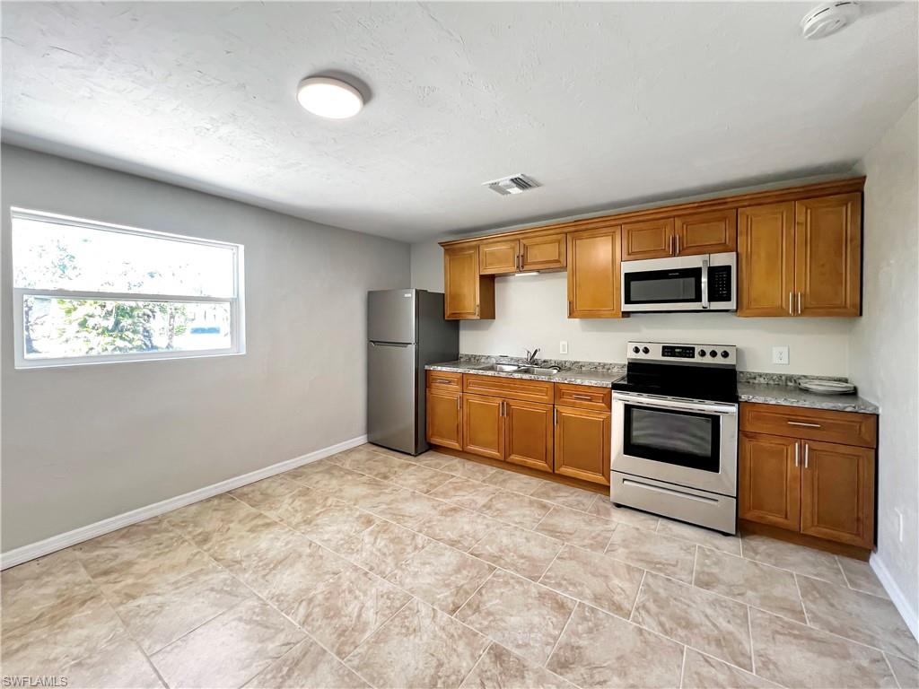 PINE ISLAND - Residential Lease