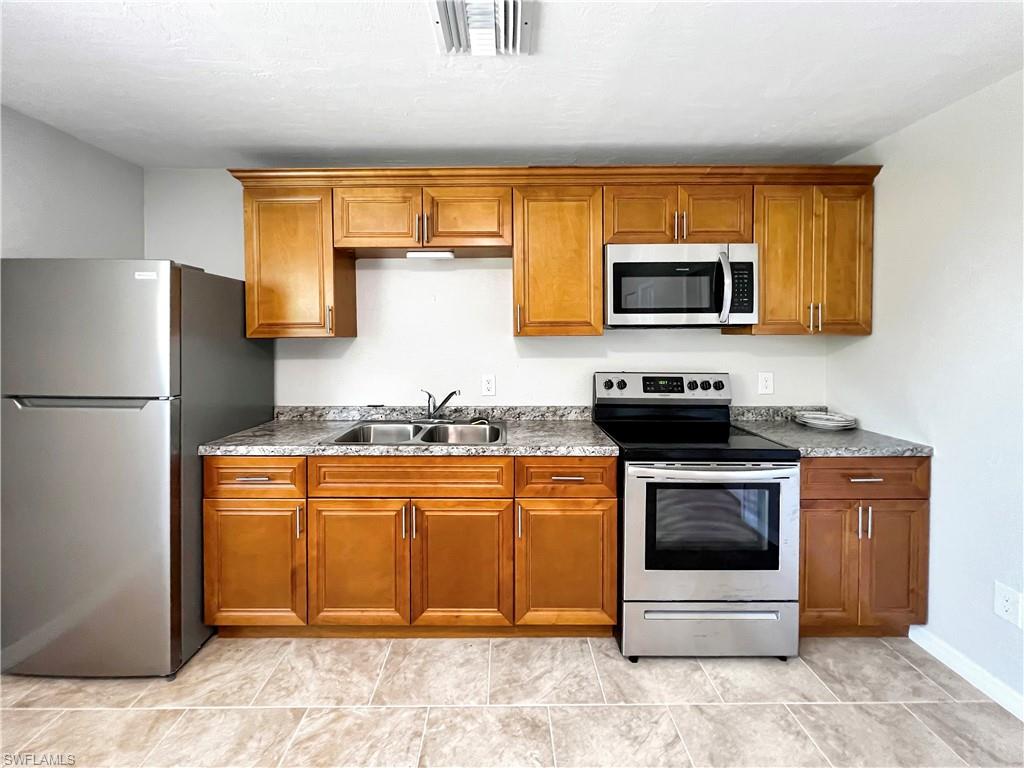 PINE ISLAND - Residential Lease