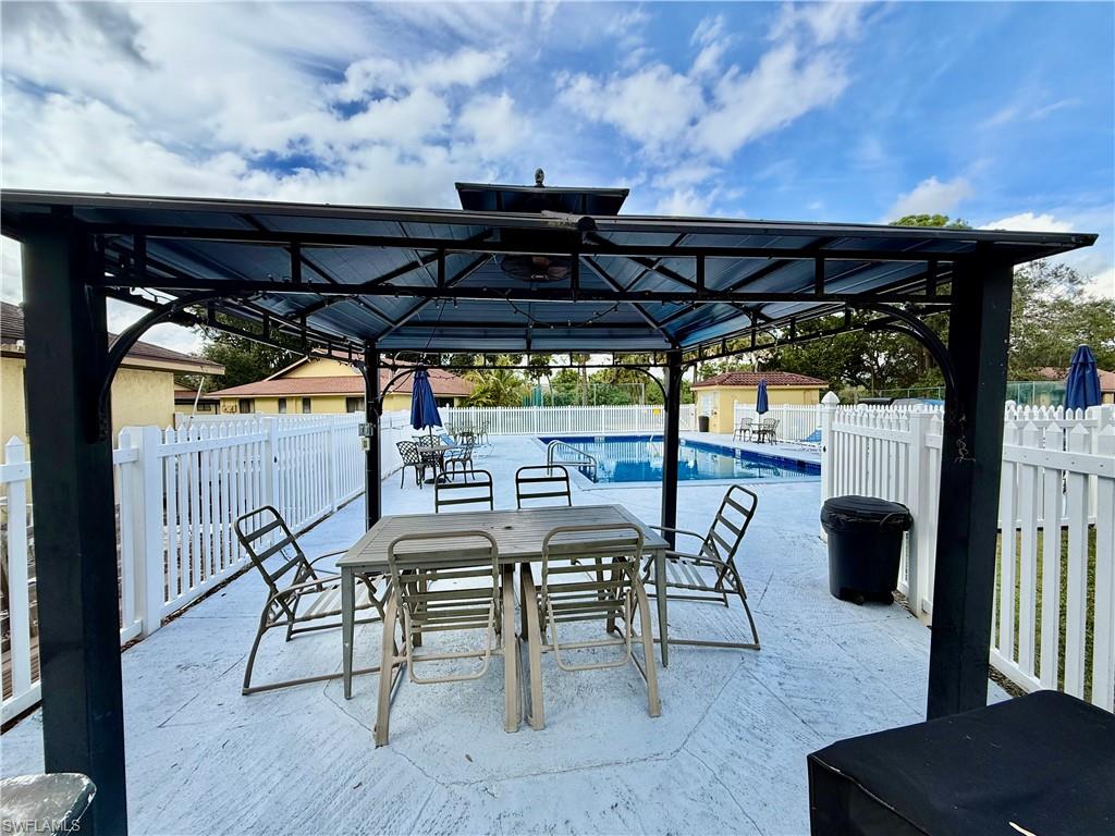 GOLFSIDE VILLAGE - Residential