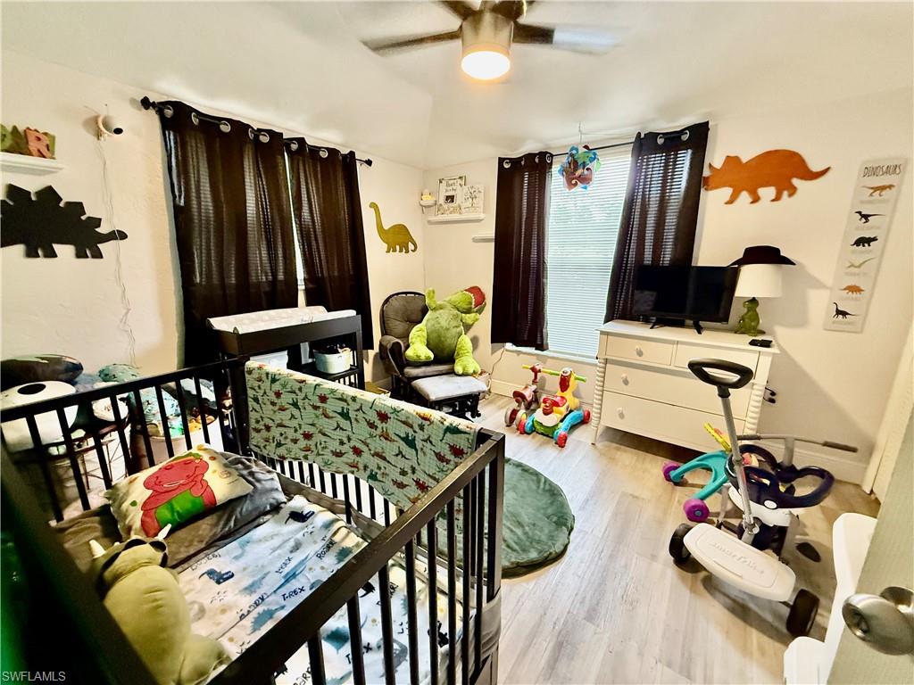 GOLFSIDE VILLAGE - Residential