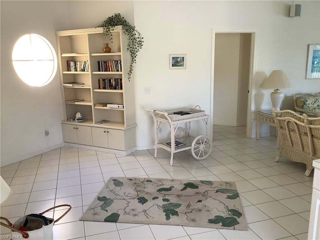 SILVER OAKS - Residential