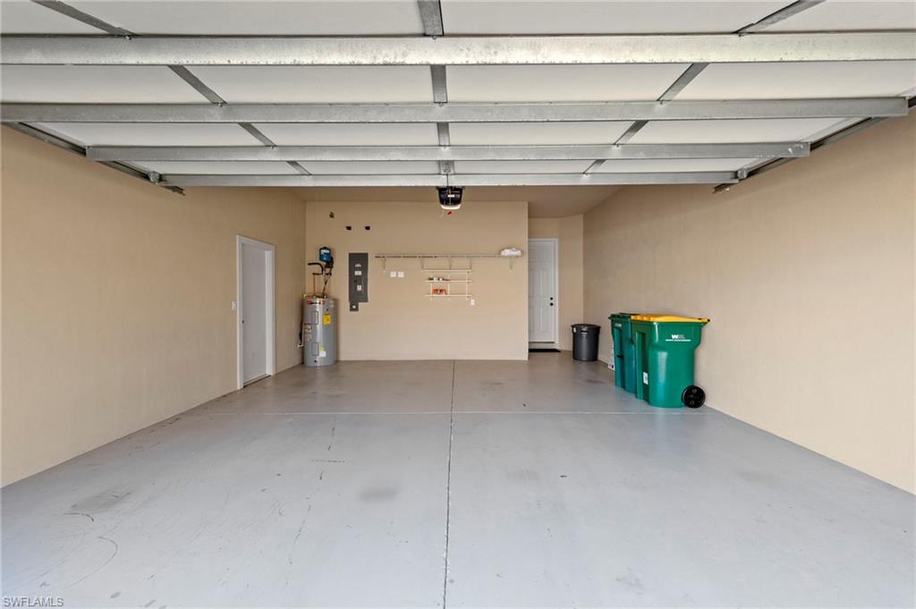 TROON LAKES - Residential