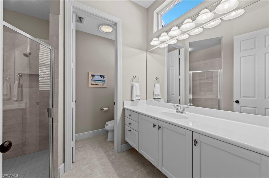 TROON LAKES - Residential