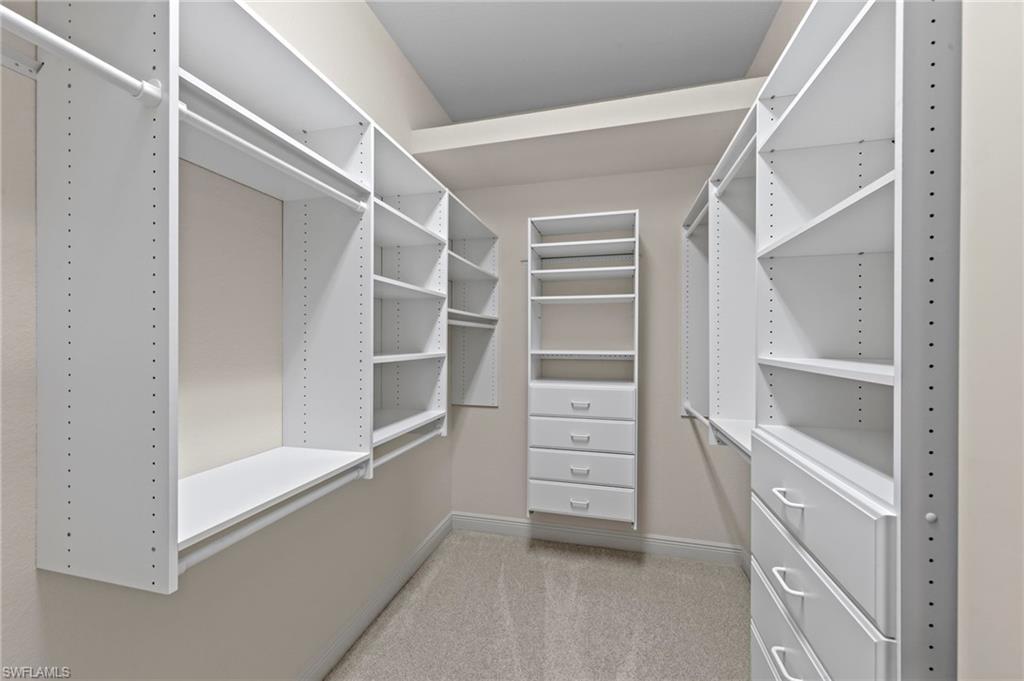 TROON LAKES - Residential