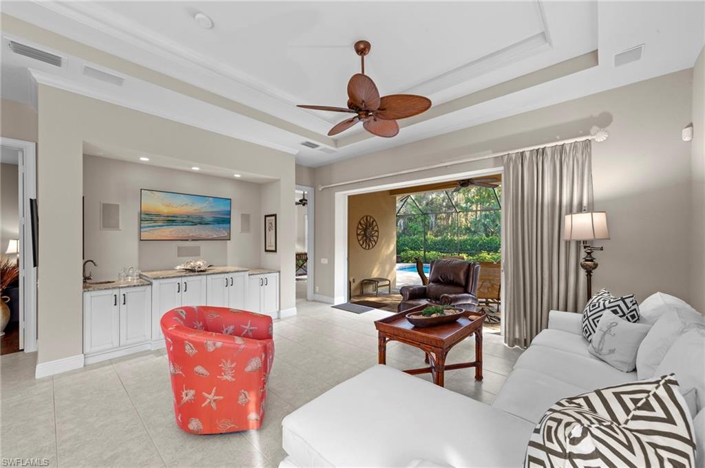 TROON LAKES - Residential