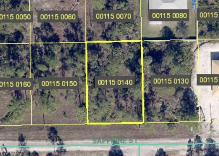 Wonderful future homesite on "high and dry" lot and ready to build! Check out this lot available in Lehigh Acres, FL. AGENTS, PLEASE READ THE CONFIDENTIAL REMARKS.