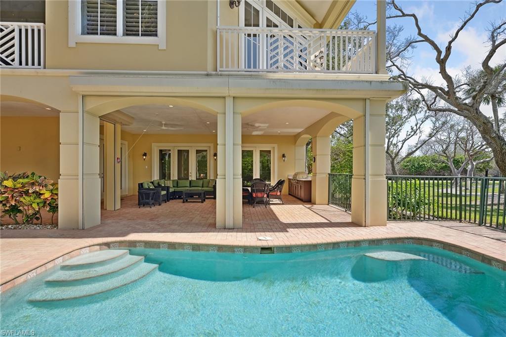 HIDEAWAY BEACH - Residential