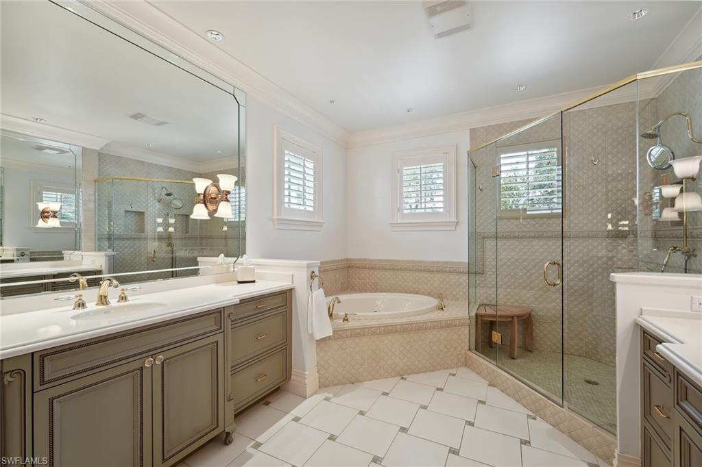 HIDEAWAY BEACH - Residential