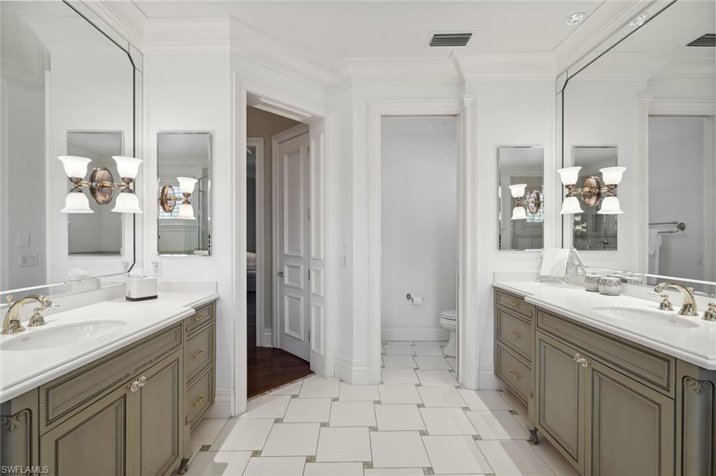 HIDEAWAY BEACH - Residential