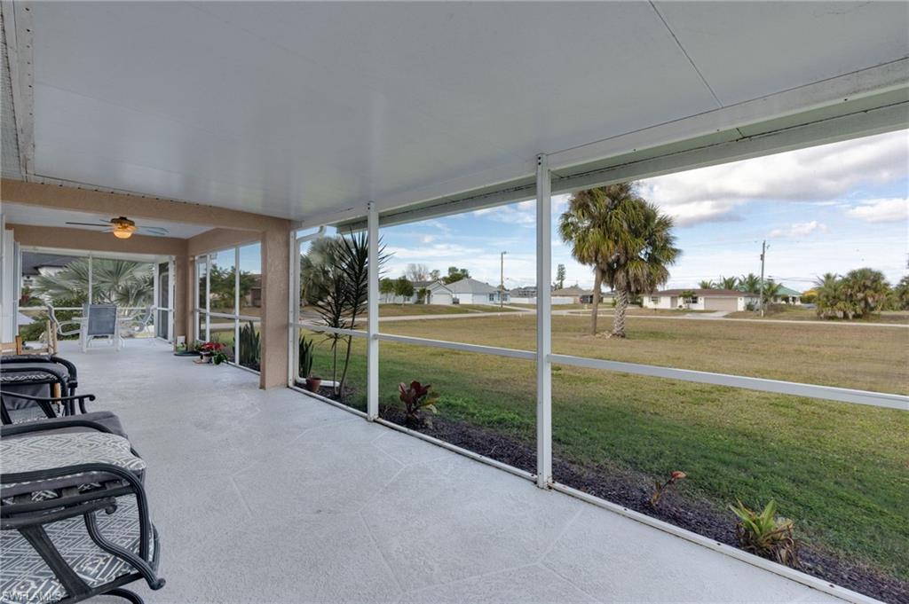 CAPE CORAL - Residential