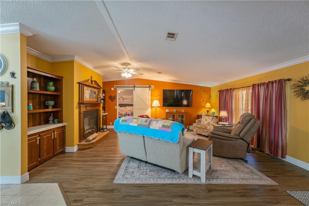 PIONEER PLANTATION - Residential