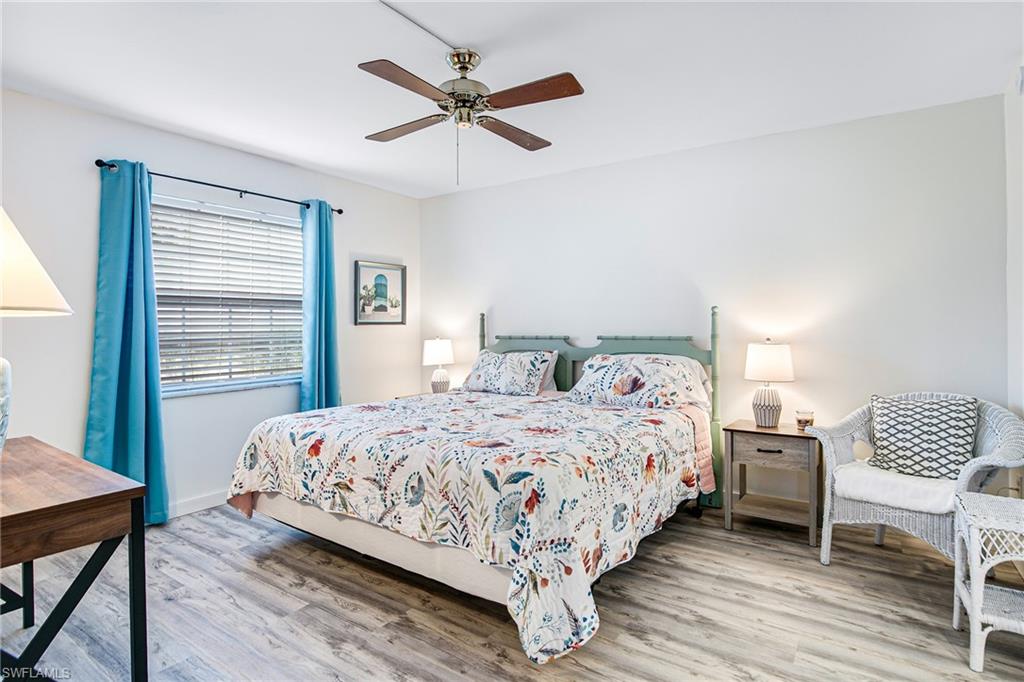 FOXMOOR CONDO - Residential