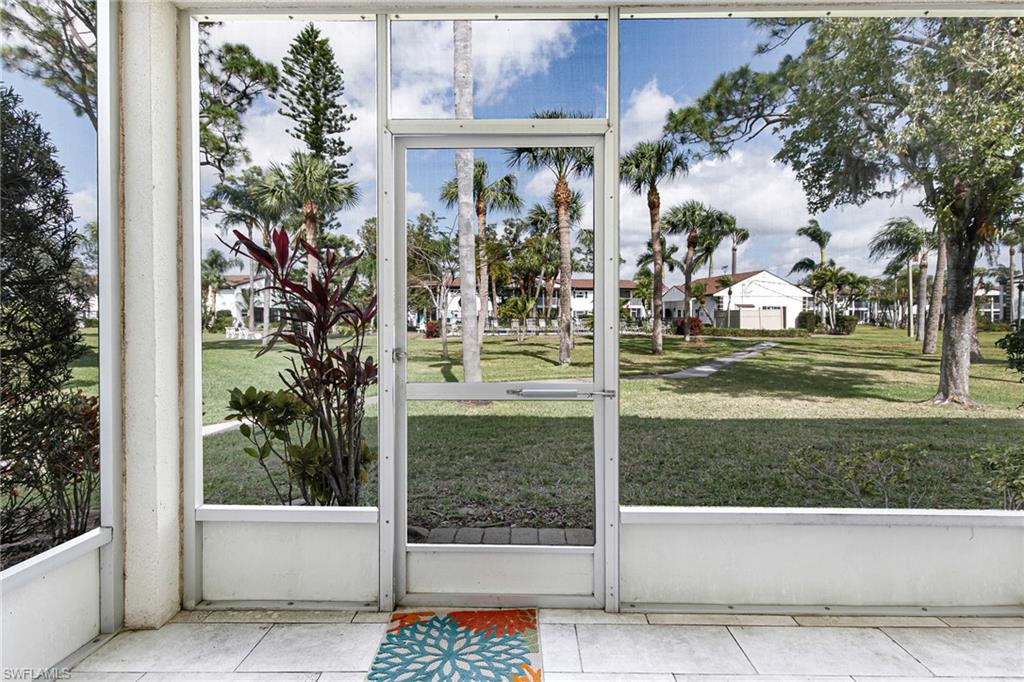 FOXMOOR CONDO - Residential