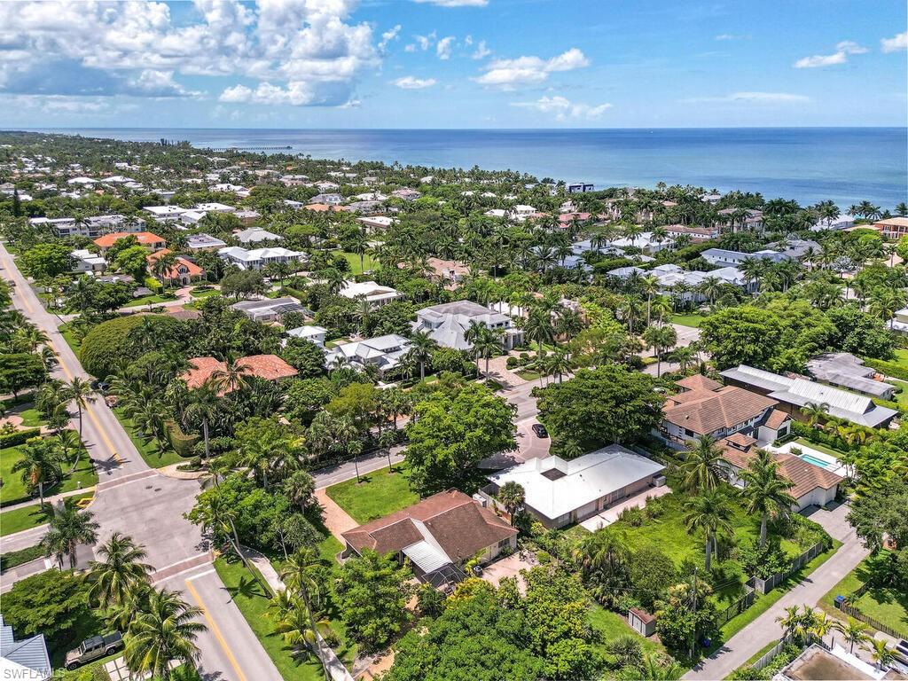 OLDE NAPLES - Residential