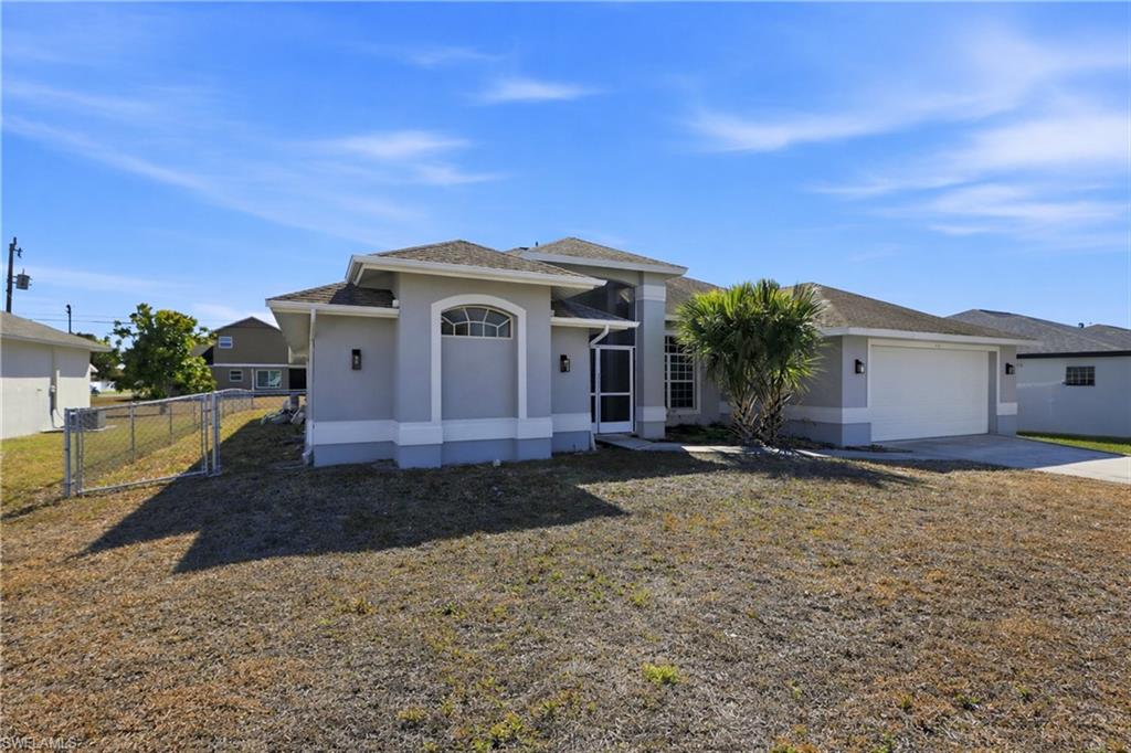 CAPE CORAL - Residential