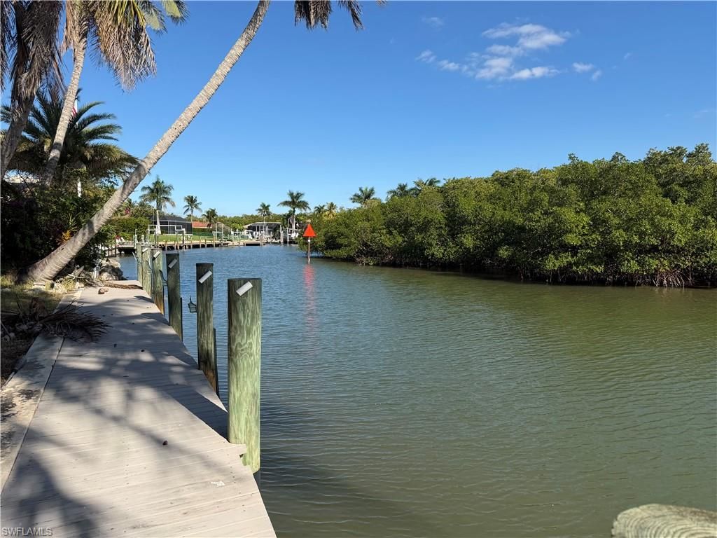 Photo of 2195 Sheepshead DR, NAPLES, FL 34102 (MLS # 225083727)