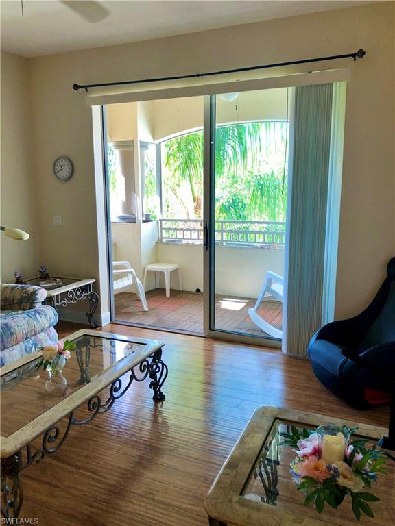 ISLES OF PORTO VISTA - Residential