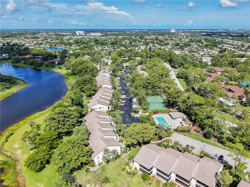 HAMPTONS AT KINGS LAKE - Residential