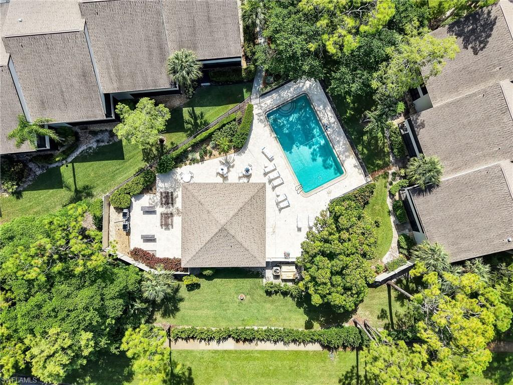 HAMPTONS AT KINGS LAKE - Residential