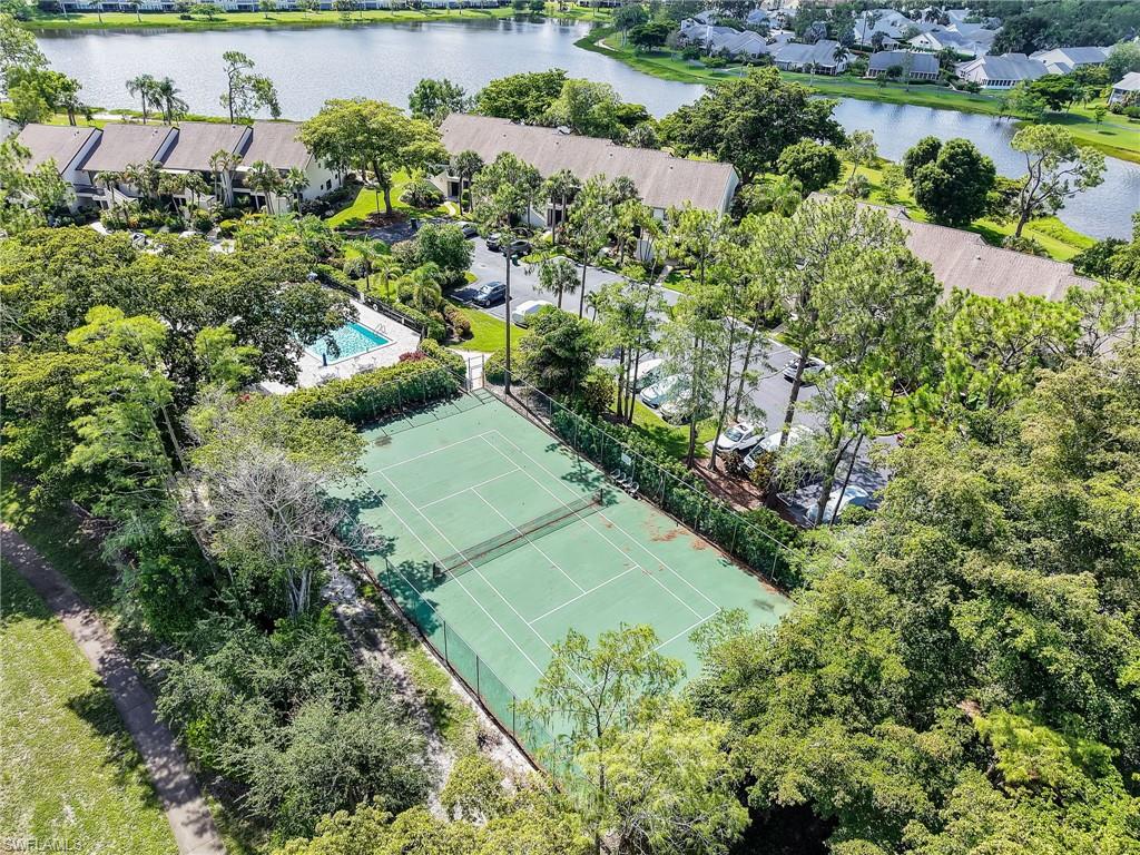 HAMPTONS AT KINGS LAKE - Residential