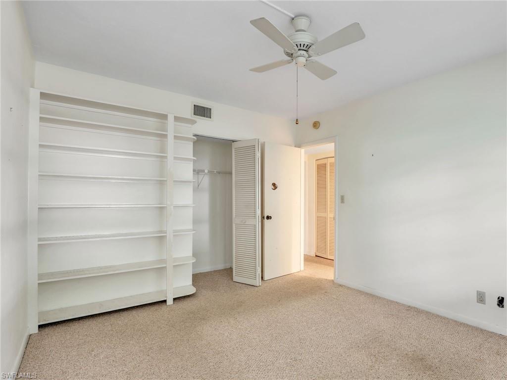 HAMPTONS AT KINGS LAKE - Residential