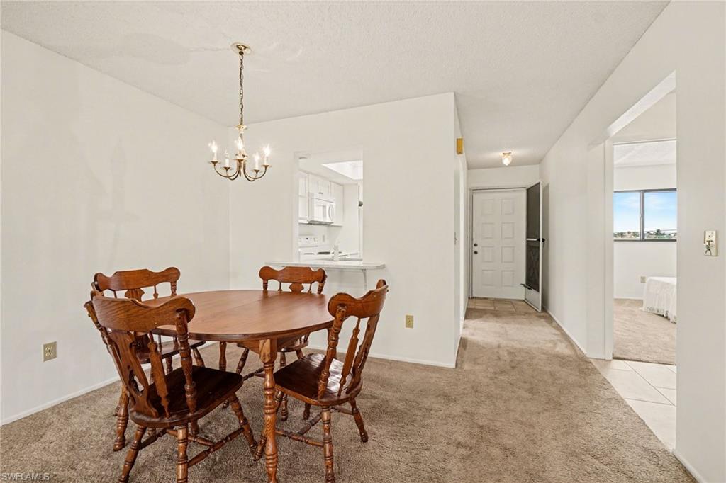 CAVENDISH SQUARE CONDO - Residential