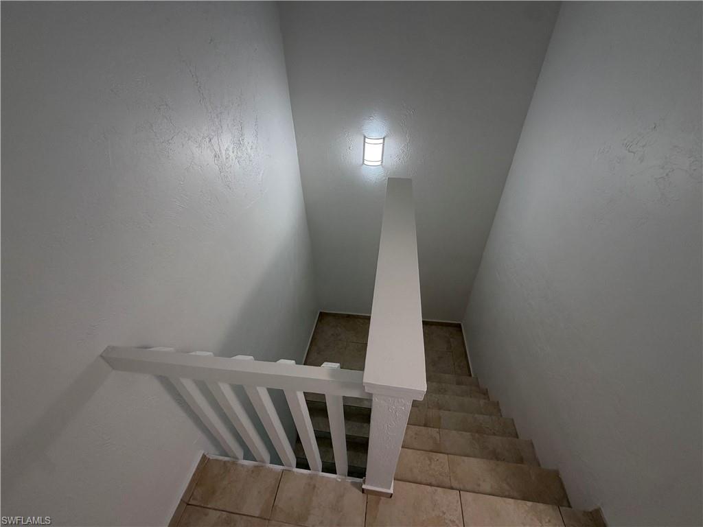 SAN CARLOS PARK - Residential