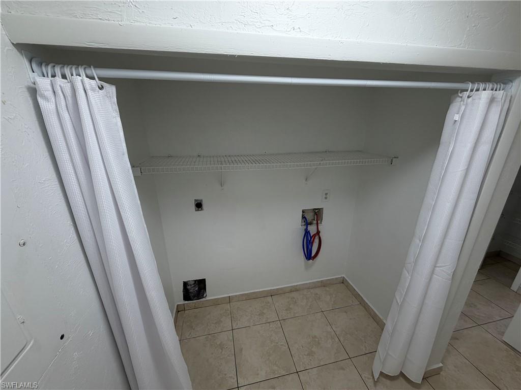 SAN CARLOS PARK - Residential