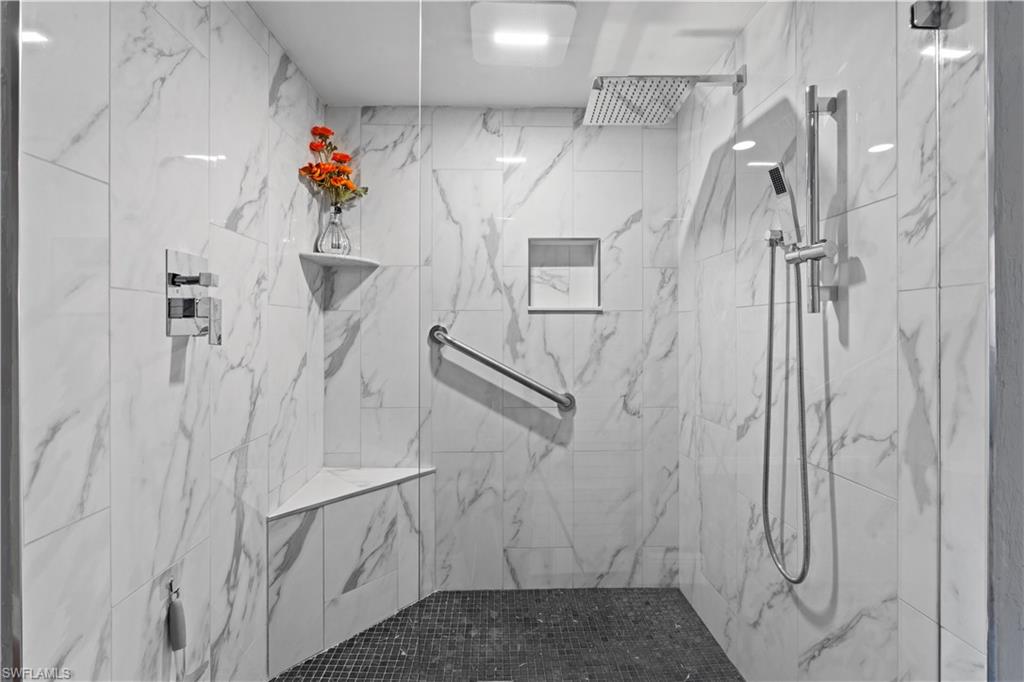 EAGLES LANDING - Residential