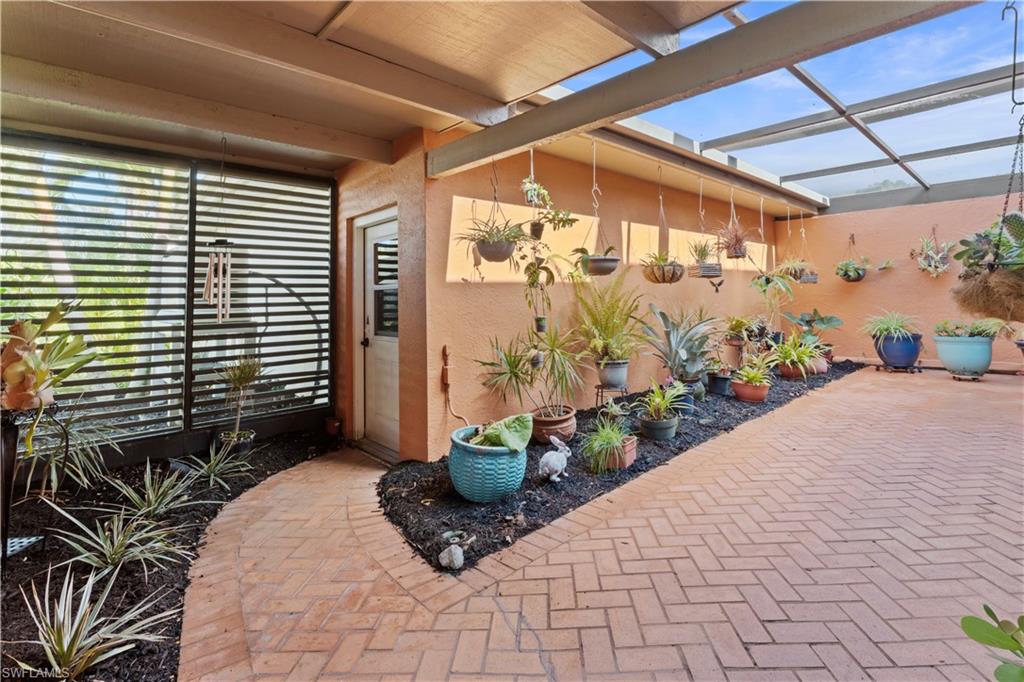 EAGLES LANDING - Residential