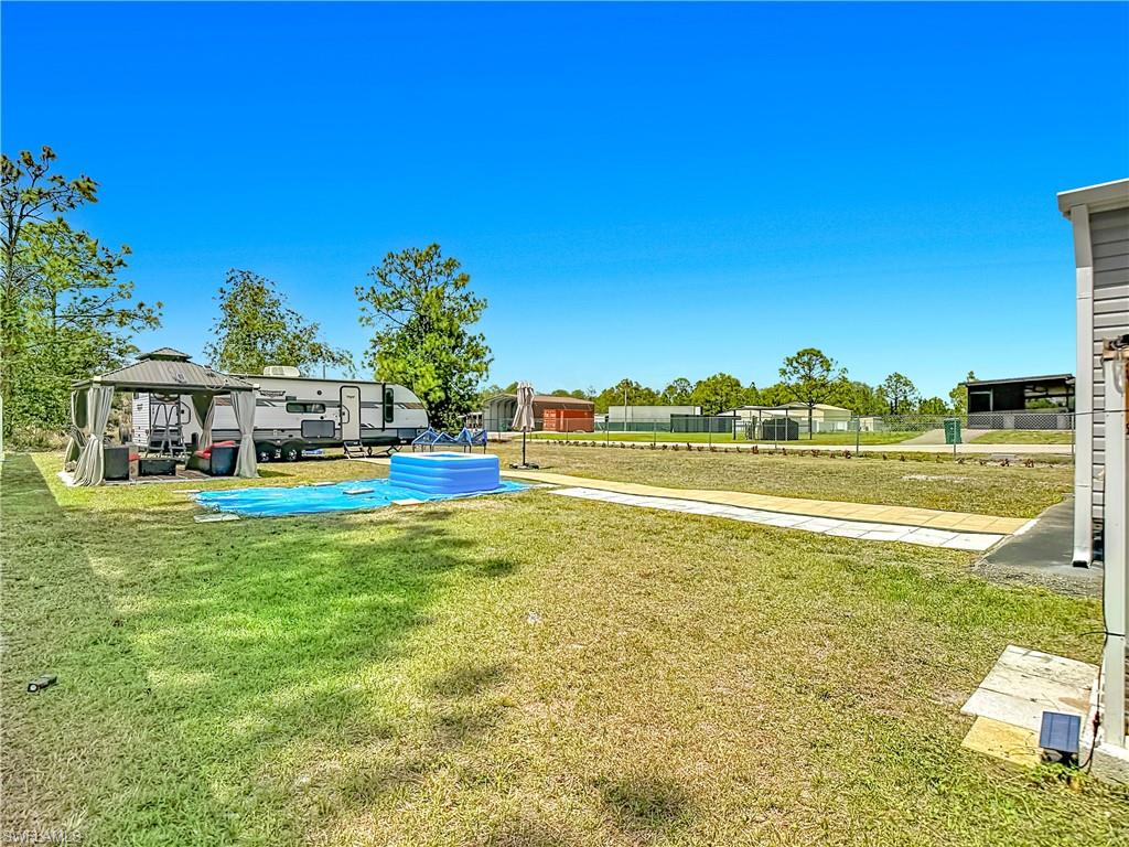 GOLDEN GATE ESTATES - Residential