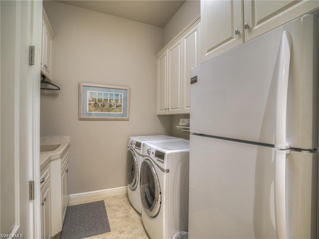 OAKBROOK - Residential