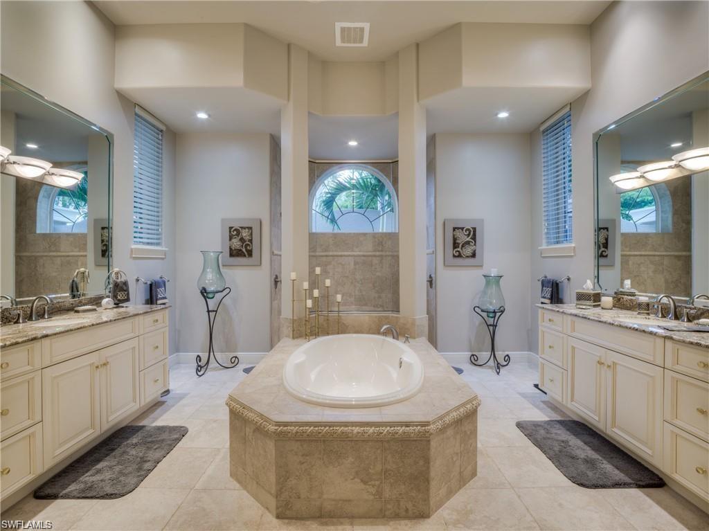 OAKBROOK - Residential