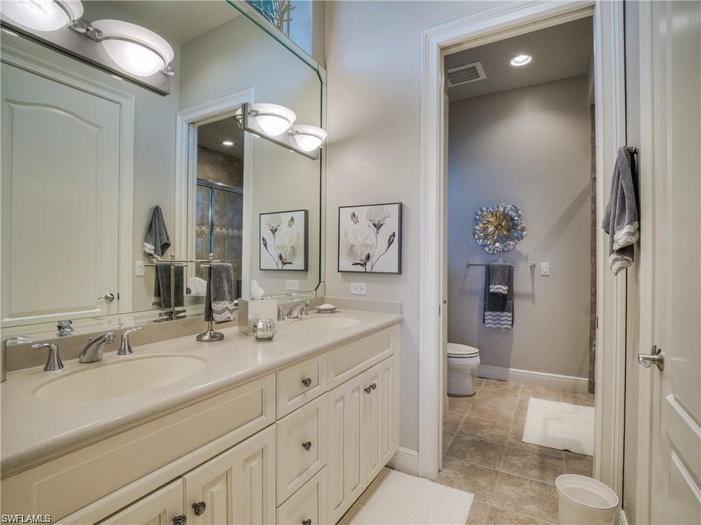 OAKBROOK - Residential