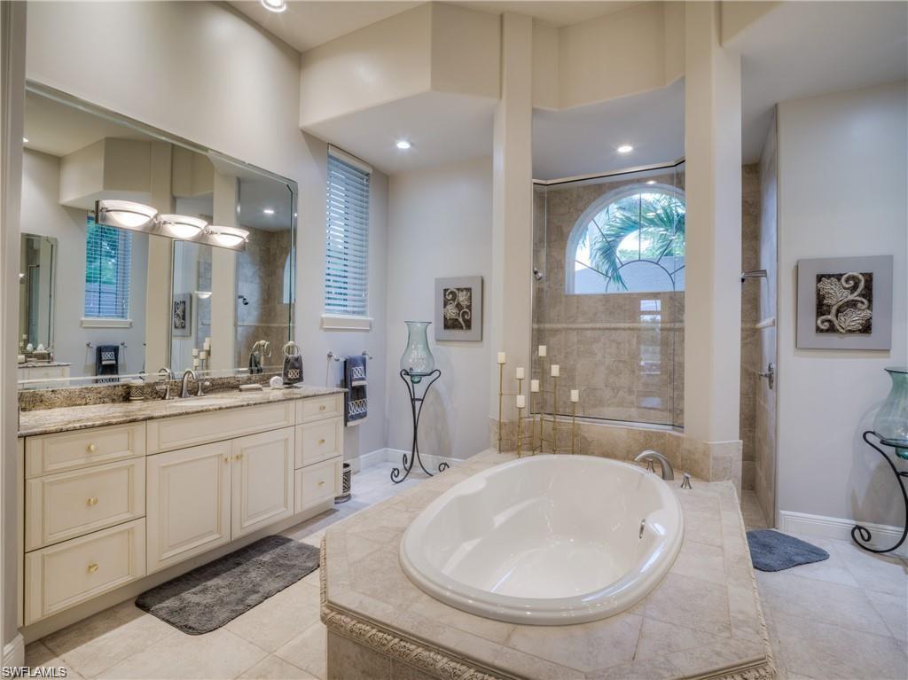 OAKBROOK - Residential