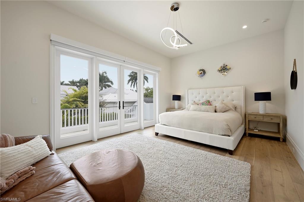 OLDE NAPLES - Residential Lease