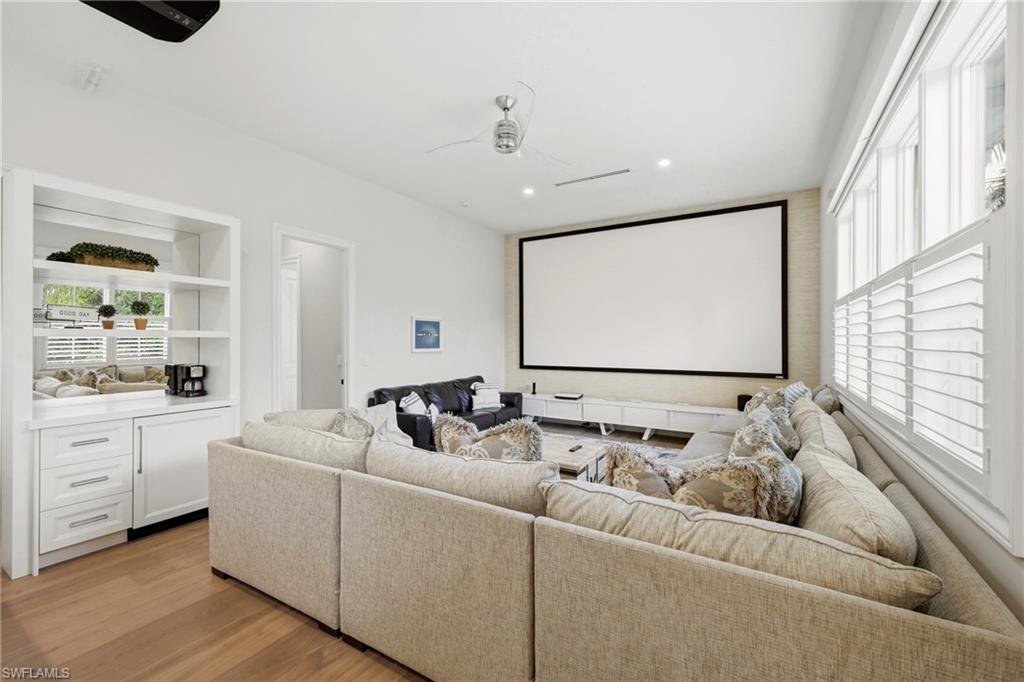 OLDE NAPLES - Residential Lease