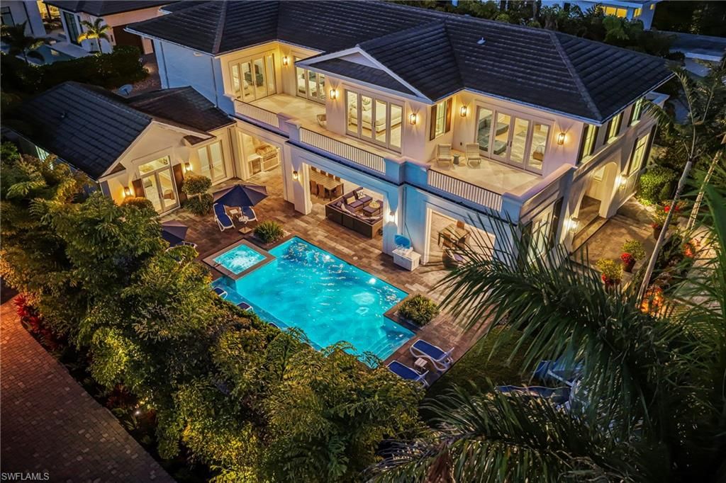 Photo of 215 3rd AVE N, NAPLES, FL 34102 (MLS # 226010516)
