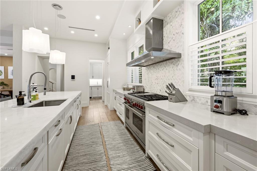 OLDE NAPLES - Residential Lease