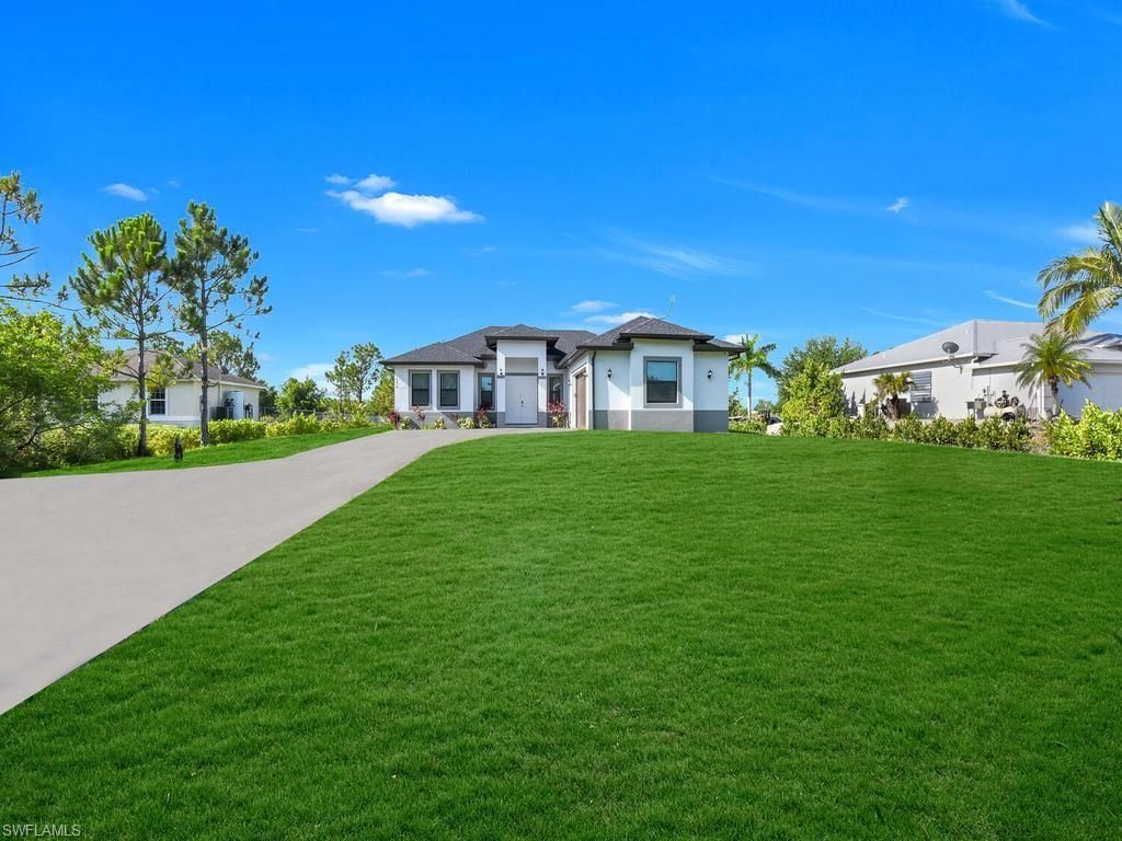 Photo of 4210 58th AVE NE, NAPLES, FL 34120 (MLS # 226020909)
