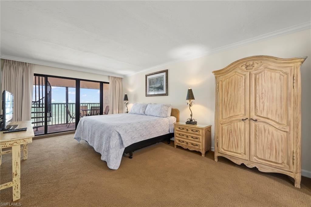 POINTE SANTO DE SANIBEL CONDO - Residential