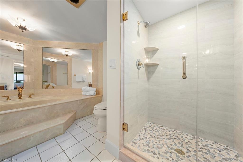 POINTE SANTO DE SANIBEL CONDO - Residential