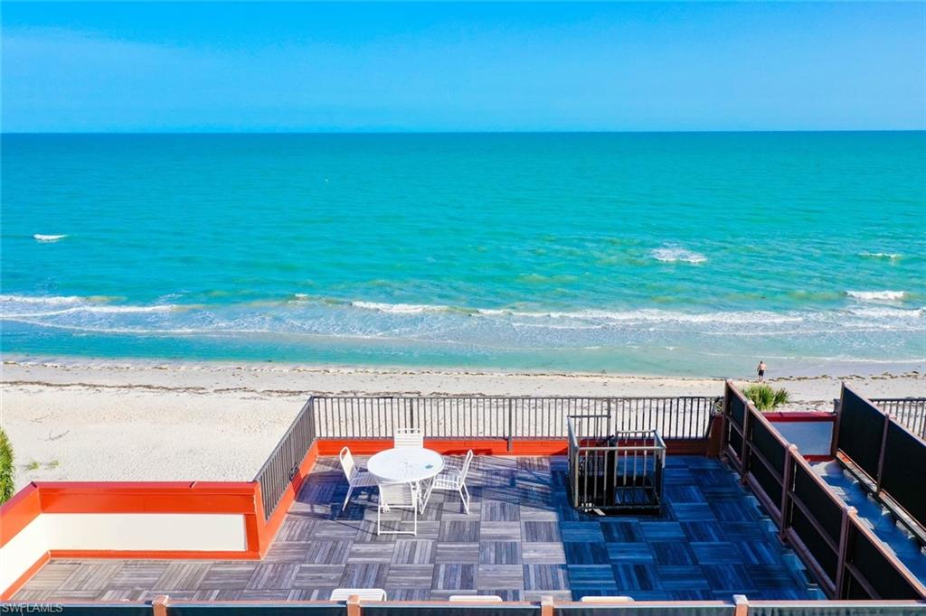POINTE SANTO DE SANIBEL CONDO - Residential